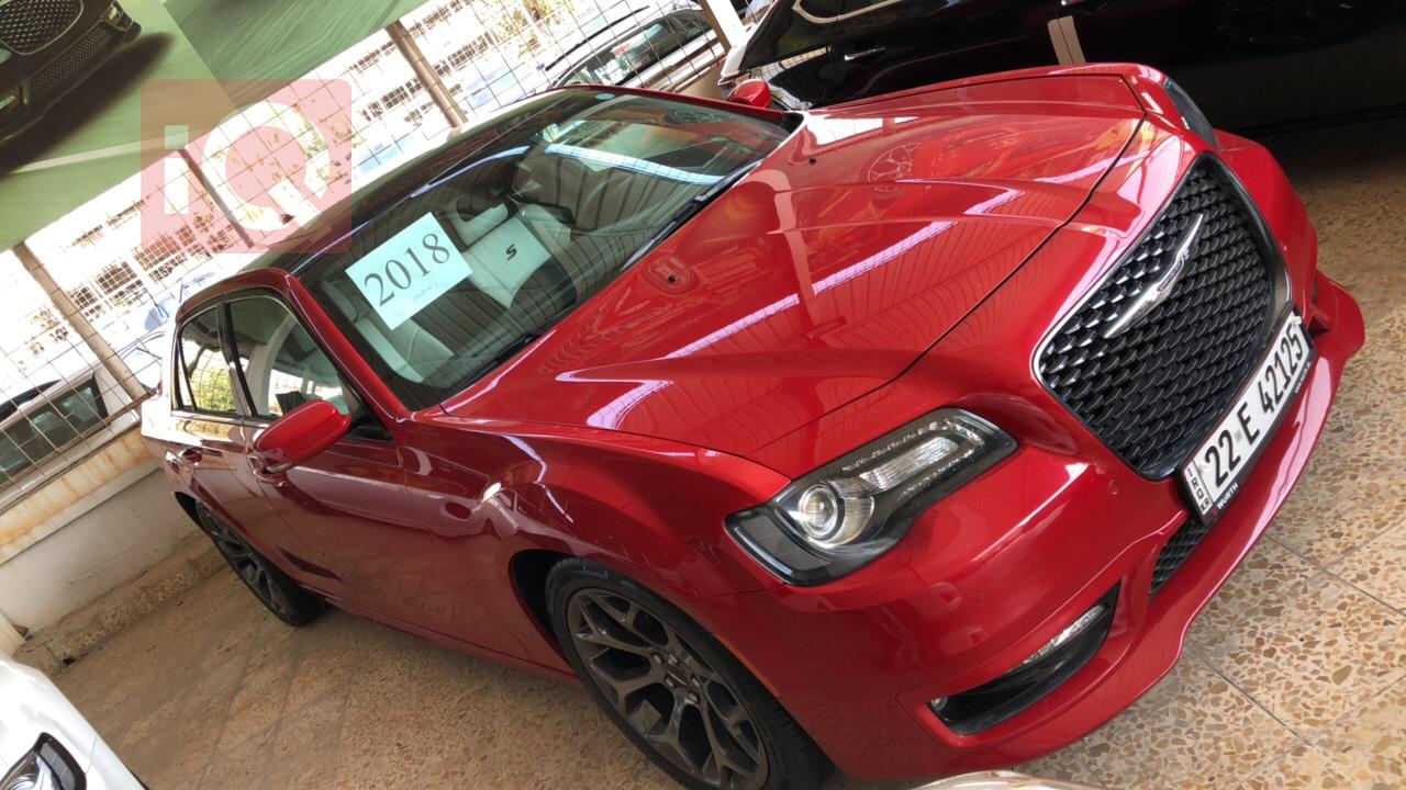 كرايسلر 300